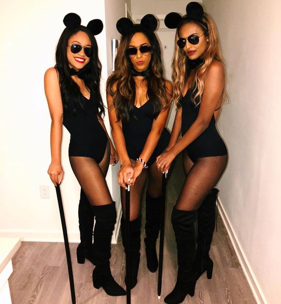 group-college-halloween-costumes