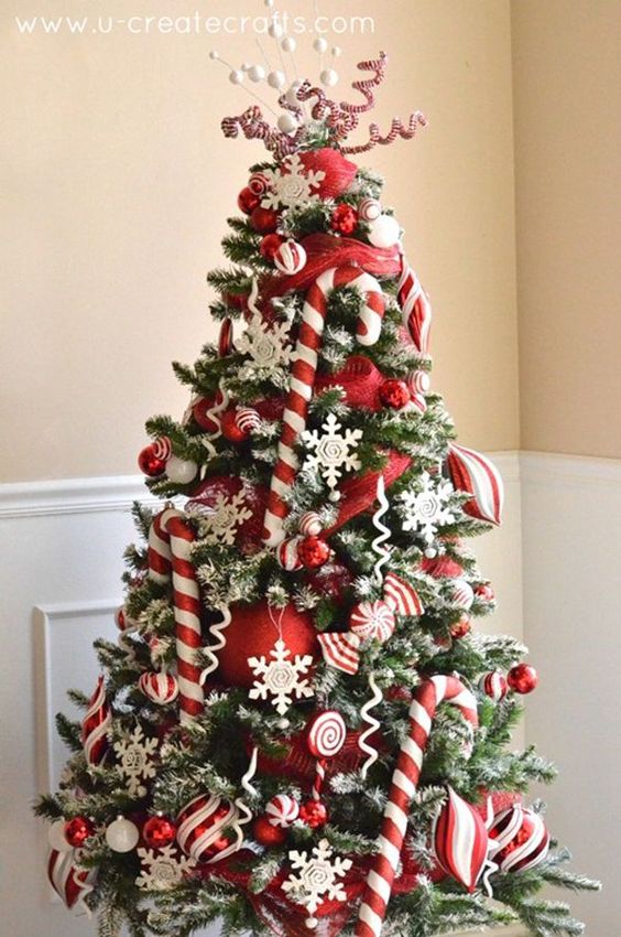 candy-cane-christmas-tree-decoration