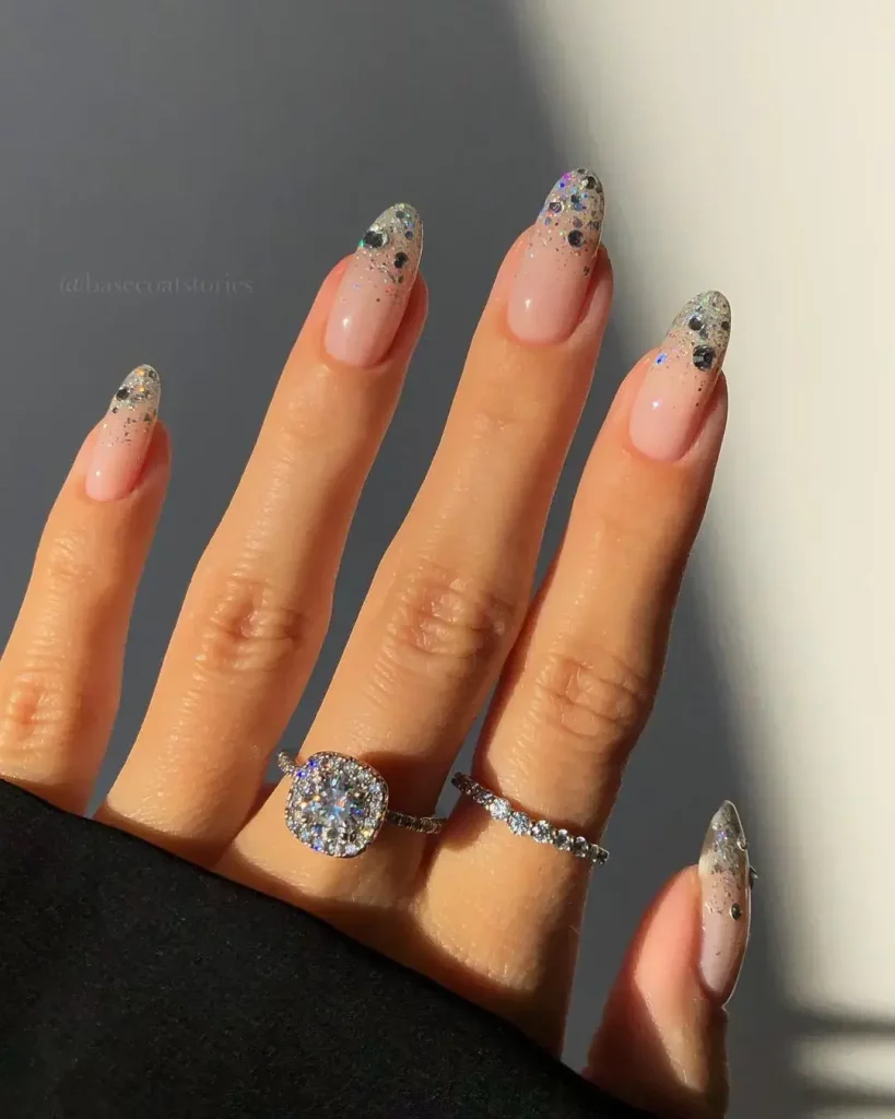 chunky-glitter-birthday-nails