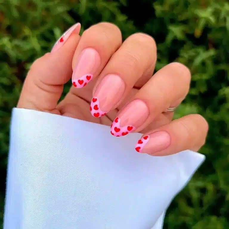 dotted-heart-frenchies-valentines-day-nails